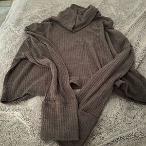 Cropped Turtleneck